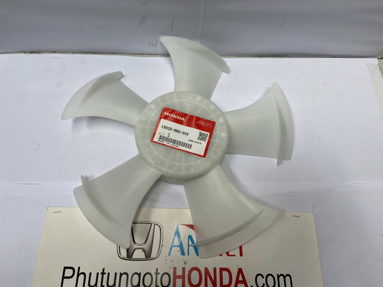 Cánh quạt két nước xe Honda Brio